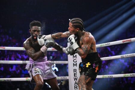 Davis escapes in controversial draw with Roach – ESPN