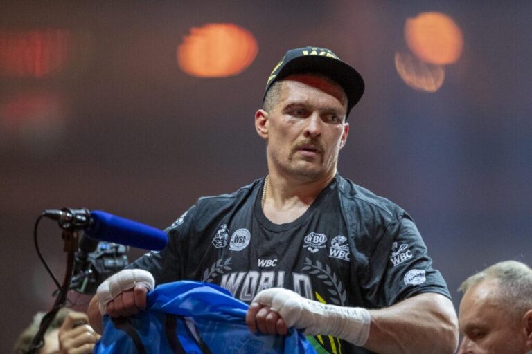 Watch Oleksandr Usyk’s Unstoppable Journey to Heavyweight Greatness!