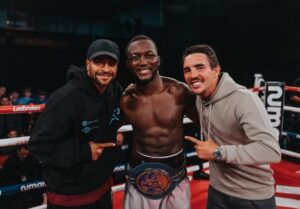Abass Baraou beats Yoenis Tellez in brutal battle
