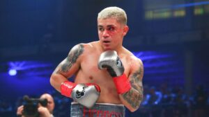 Joseph Diaz vs. Floyd Schofield: November 8 Showdown to Prove If ‘Kid Austin’ Is the Real Deal, Says Oscar De La Hoya