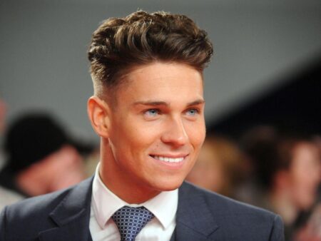 ‘Won’t be a numpty’ – Joey Essex in talks for boxing debut and has TEN opponents lined up as cousin Demi joins Misfits – The Sun