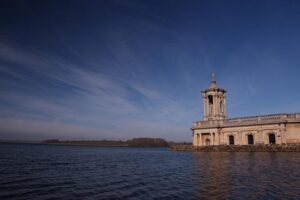 Osleys Iglesias Fires Back After Carlos Adames Boldly Declares, “I’m Ready!